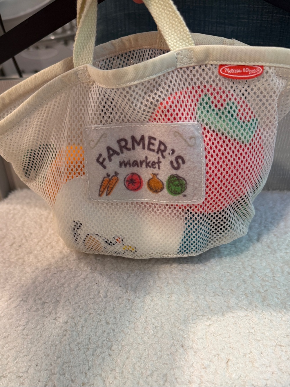 Melissa & Doug Farmer’s Market Fill & Spill Plush Play Food Set Mesh Tote Toy - Picture 2 of 11